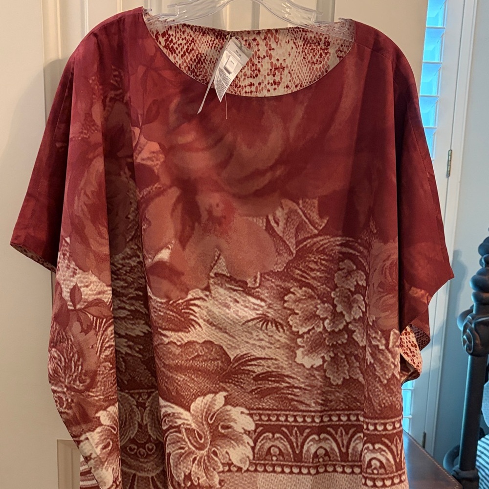 Chico's Reversible Burgundy Floral Print Relaxed Tunic